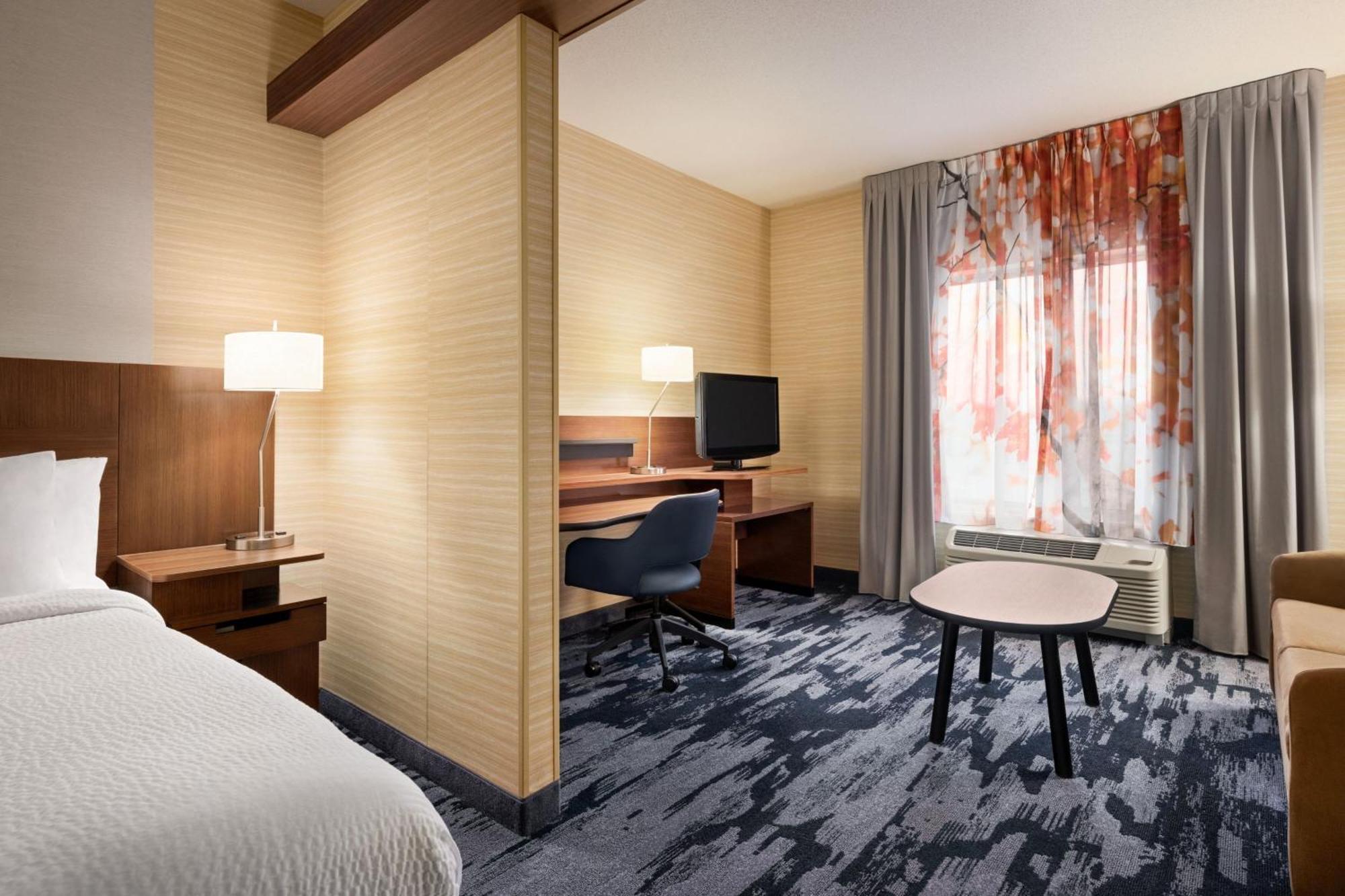 Fairfield Inn & Suites By Marriott Hershey Chocolate Avenue Exterior photo